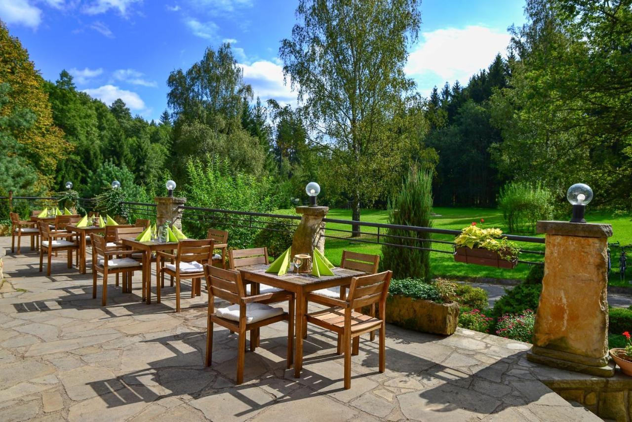 Resort Lesni Lazne Zvánovice Dış mekan fotoğraf